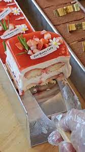 เกรียงแซะทีรามิสุ / เกรียงแซะขนมสแตนเลสด้ามไม้ 29 ซม.(12-8794)