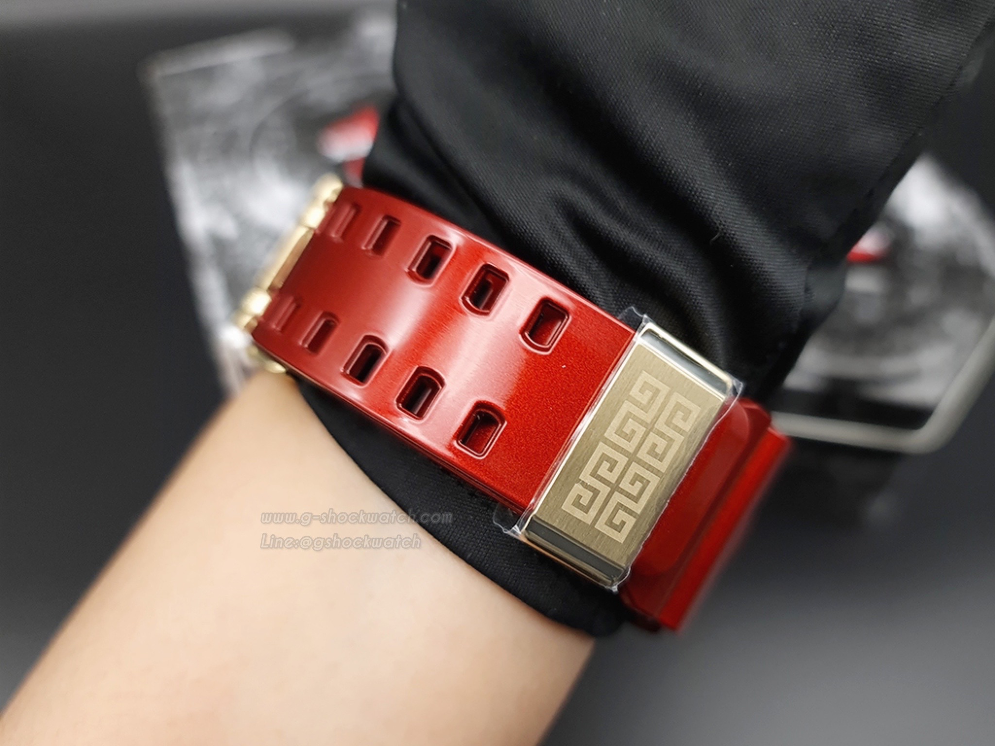 CASIO G-SHOCK นาฬิกาข้อมือ นาฬิกากันน้ำ นาฬิกาของแท้ ประกันศูนย์ CMG 1 ปี รุ่น GA-700DBR-4A