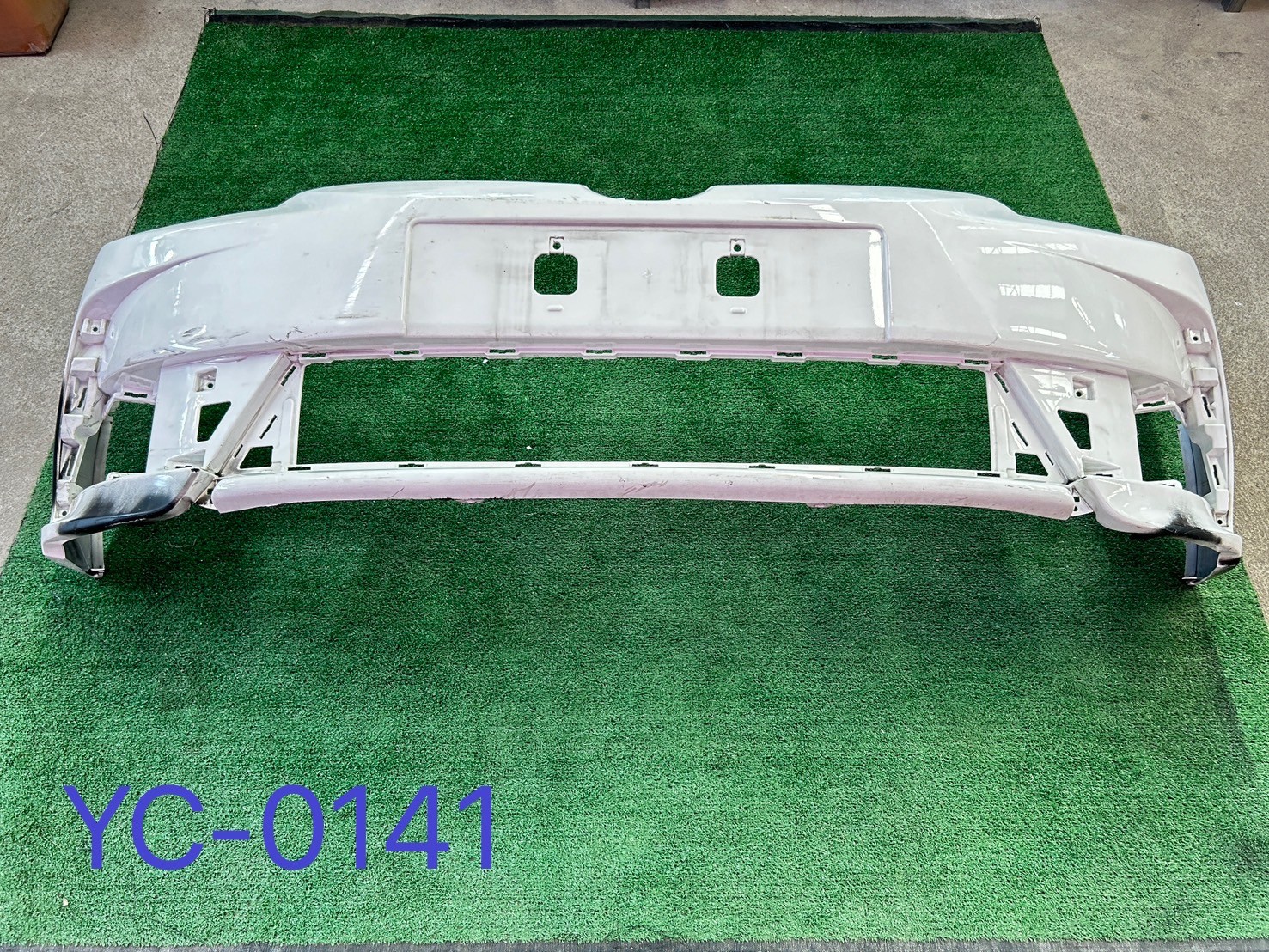 กันชนหน้า Toyota Altis 2017-18 (แท้ถอด)