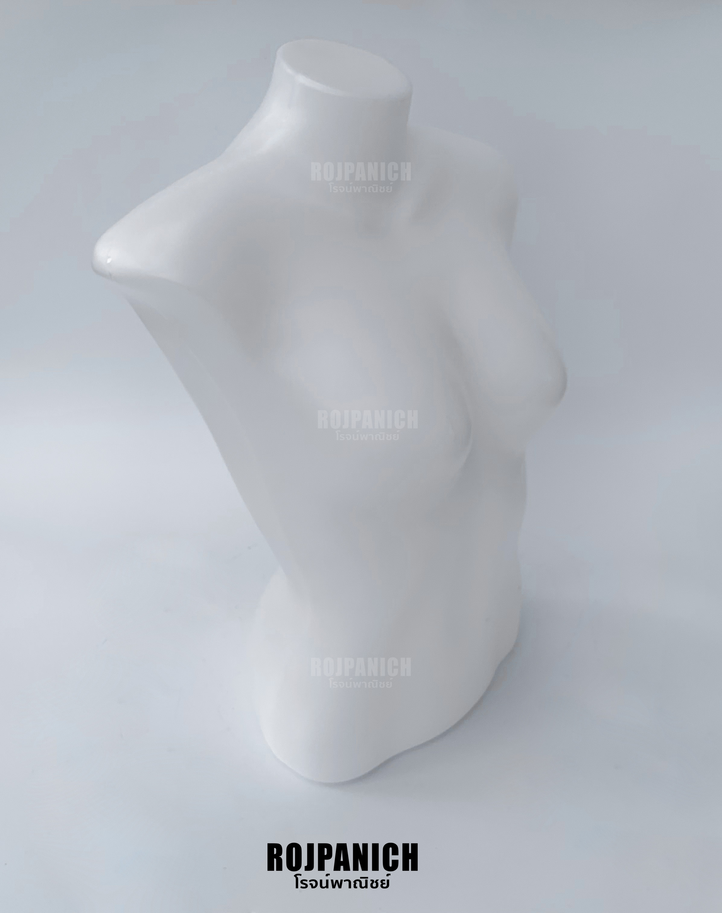 หุ่นตั้งโต๊ะญ