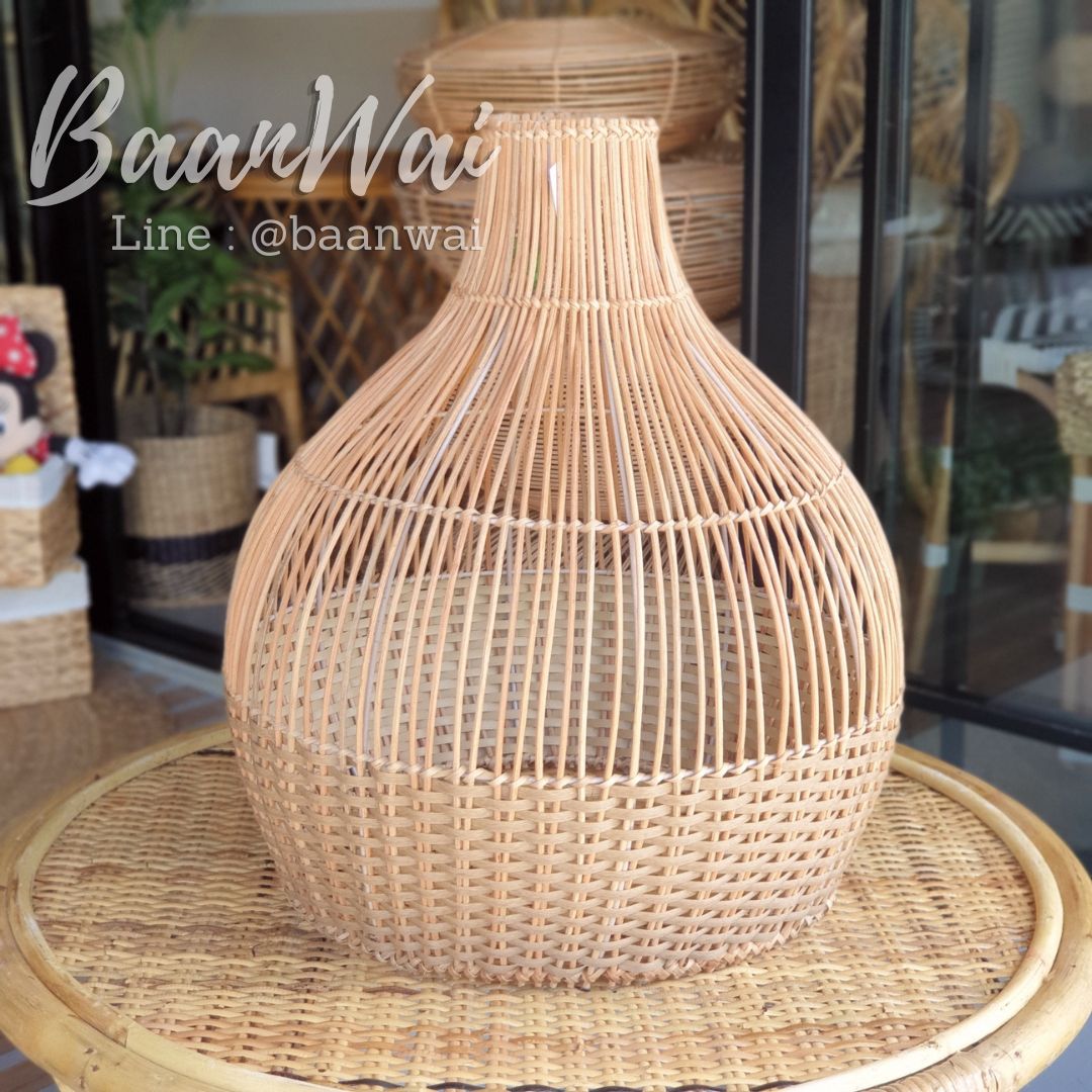 โคมไฟทรงน้ำเต้า สานหวายเทียมสีน้ำตาล