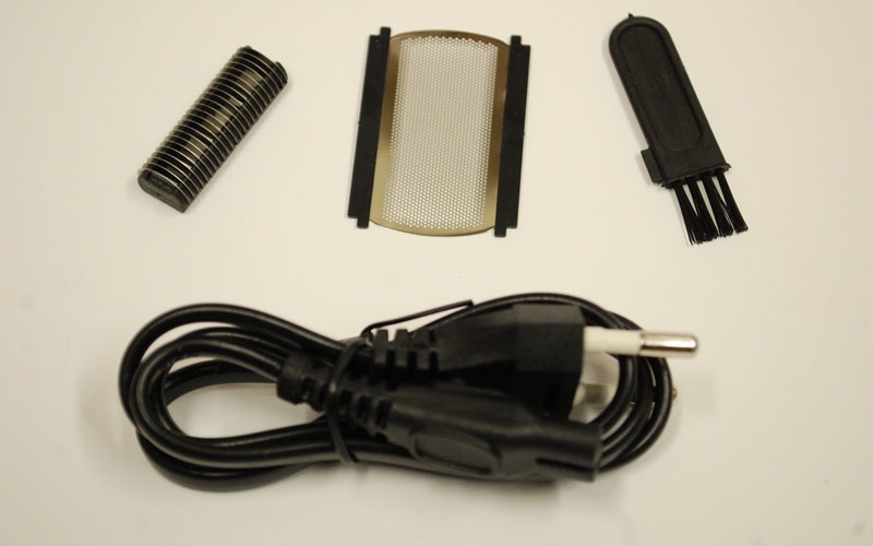 Kemei เครื่องโกนหนวดไฟฟ้าขนาดพกพา แบบชาร์จไร้สาย พร้อมที่กันจอน KM-Q788 มีใบมีดสำรอง - สีทอง