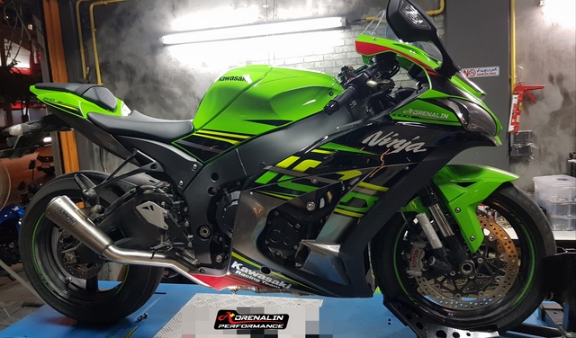 ท่อ Arrow รุ่น Pro-Race titanium สำหรับ ZX10R ปี 2016 ขึ้นไป (For Exhibition only)