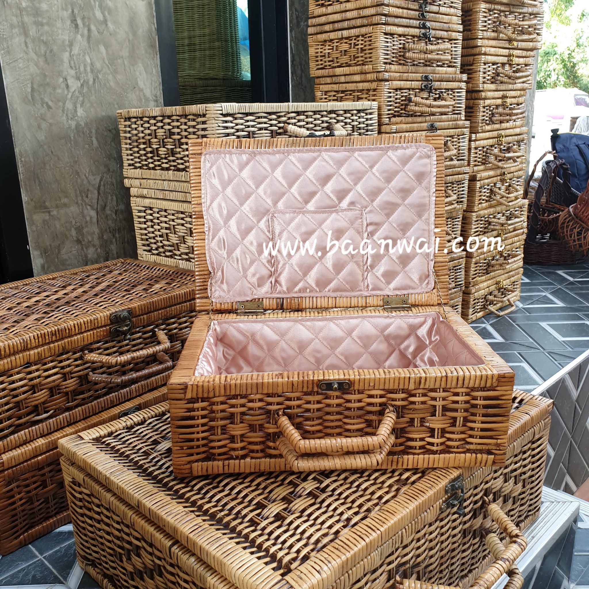 กระเป๋าเจมส์บอล กระเป๋าหวายเจมส์บอล กระเป๋าหวาย