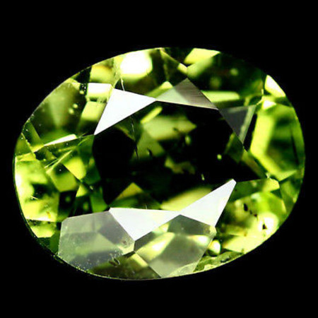 พลอยเพอริดอท (Peridot) 2.33 กะรัต