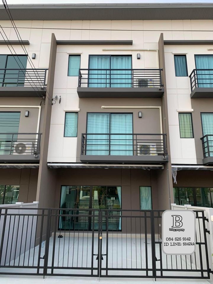 Townhouse Townhome Baan Klang Muang Ratchaphruek Sathorn for rent