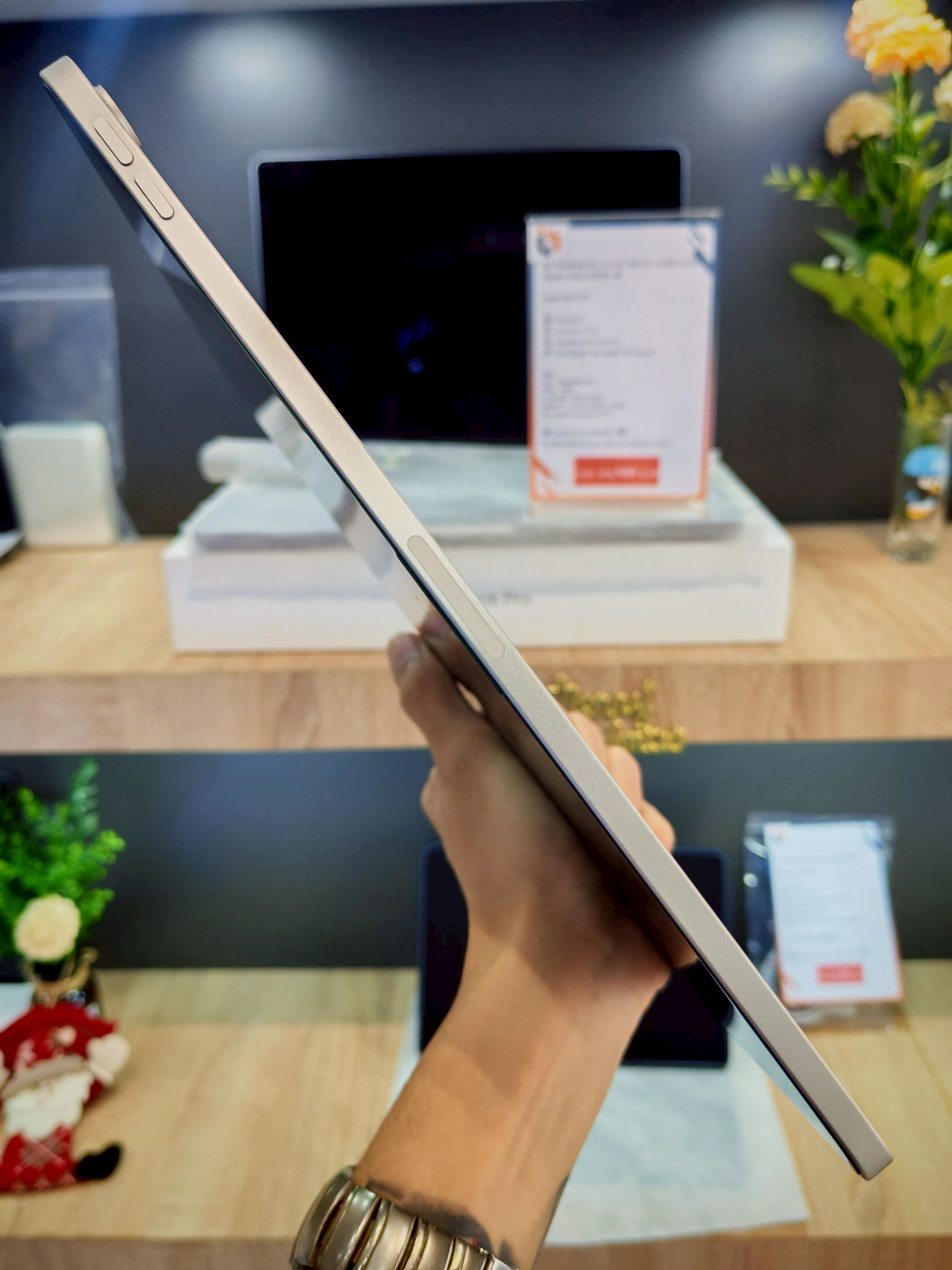 iPad Air 11-inch (M2) 128GB Starlight (Wifi)