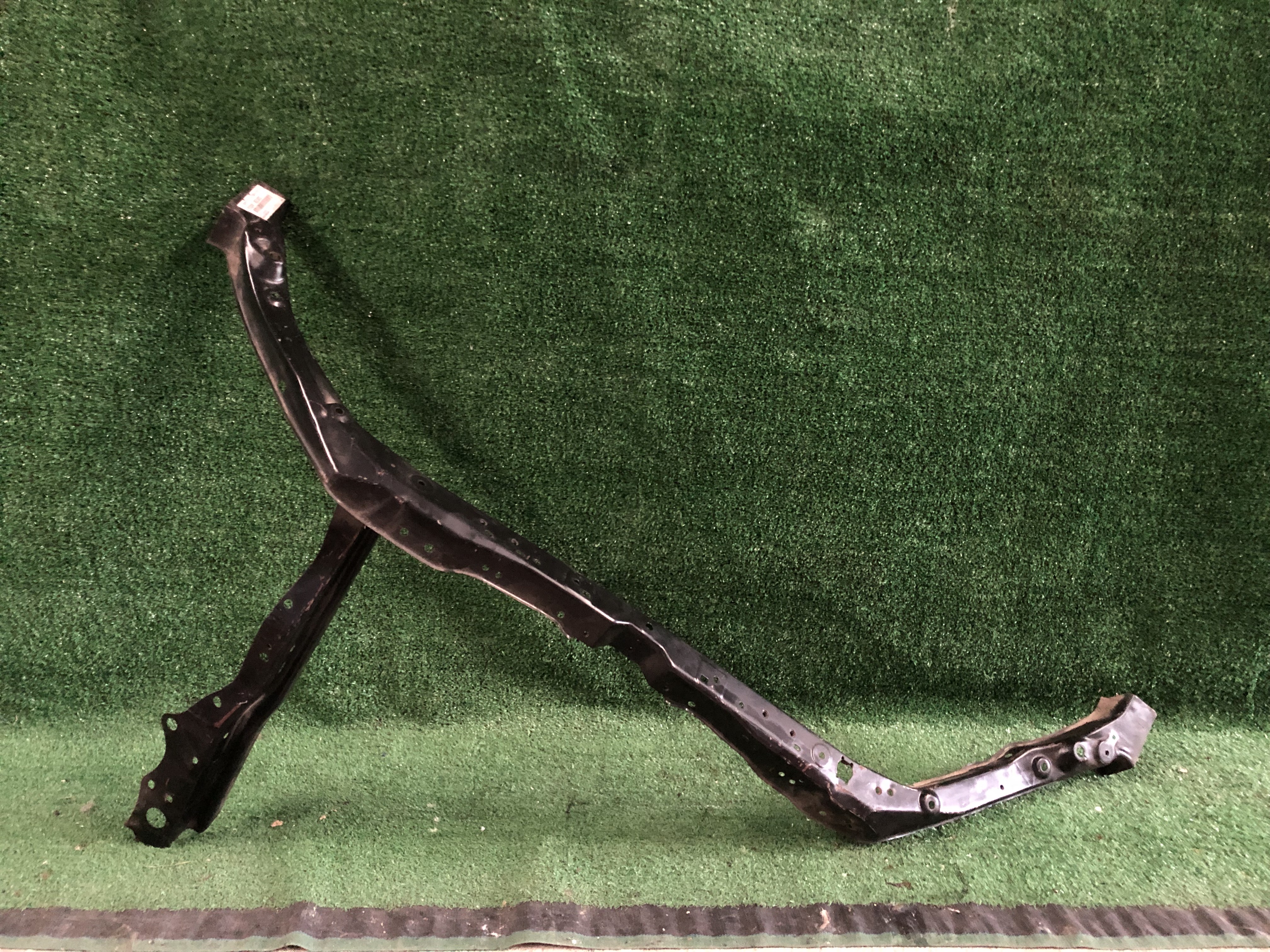 เหล็กคานรับฝากระโปรงหน้า Toyota Avanza 2004-06