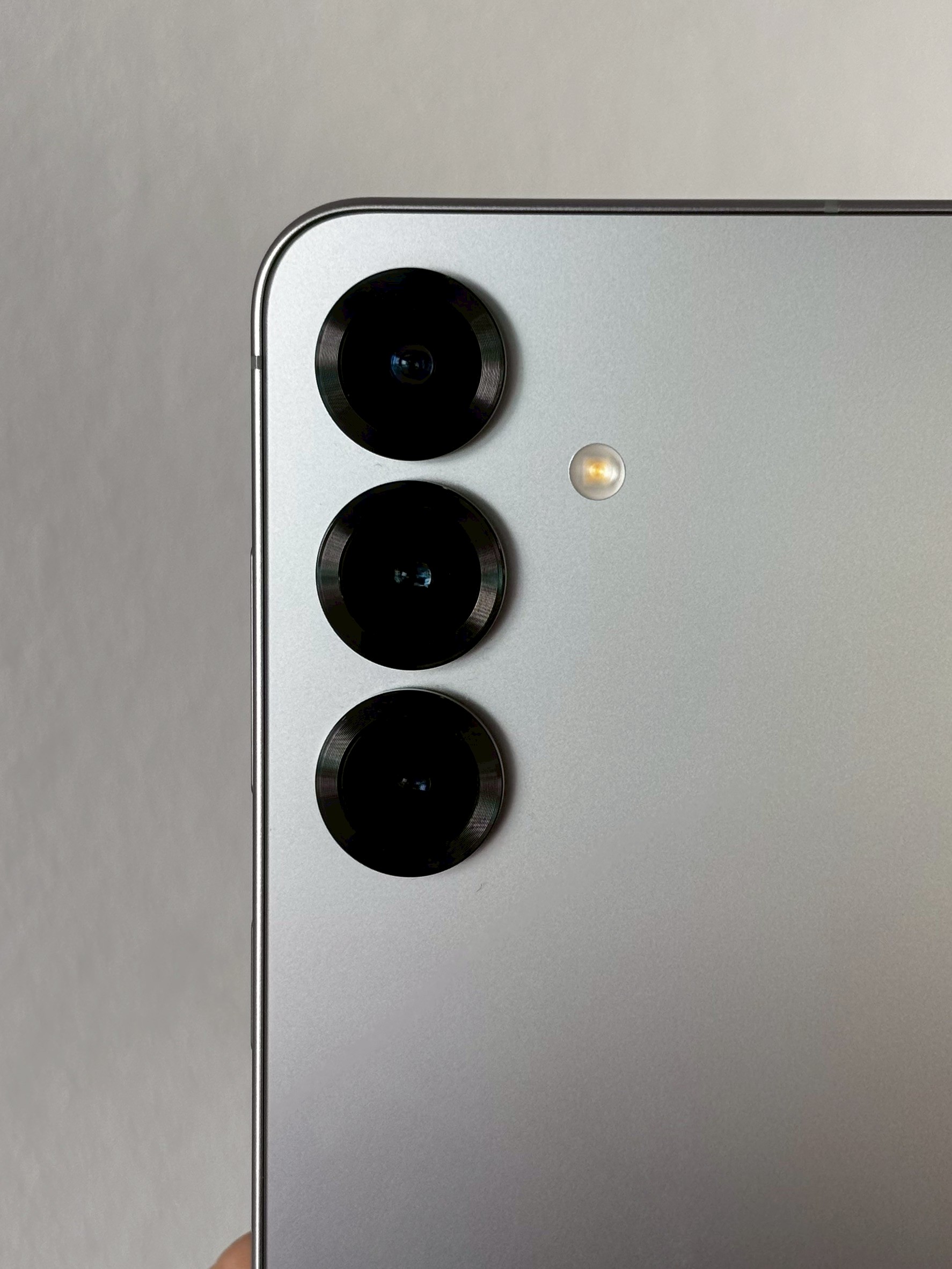 Samsung Galaxy S25 12/256GB (Silver Shadow)