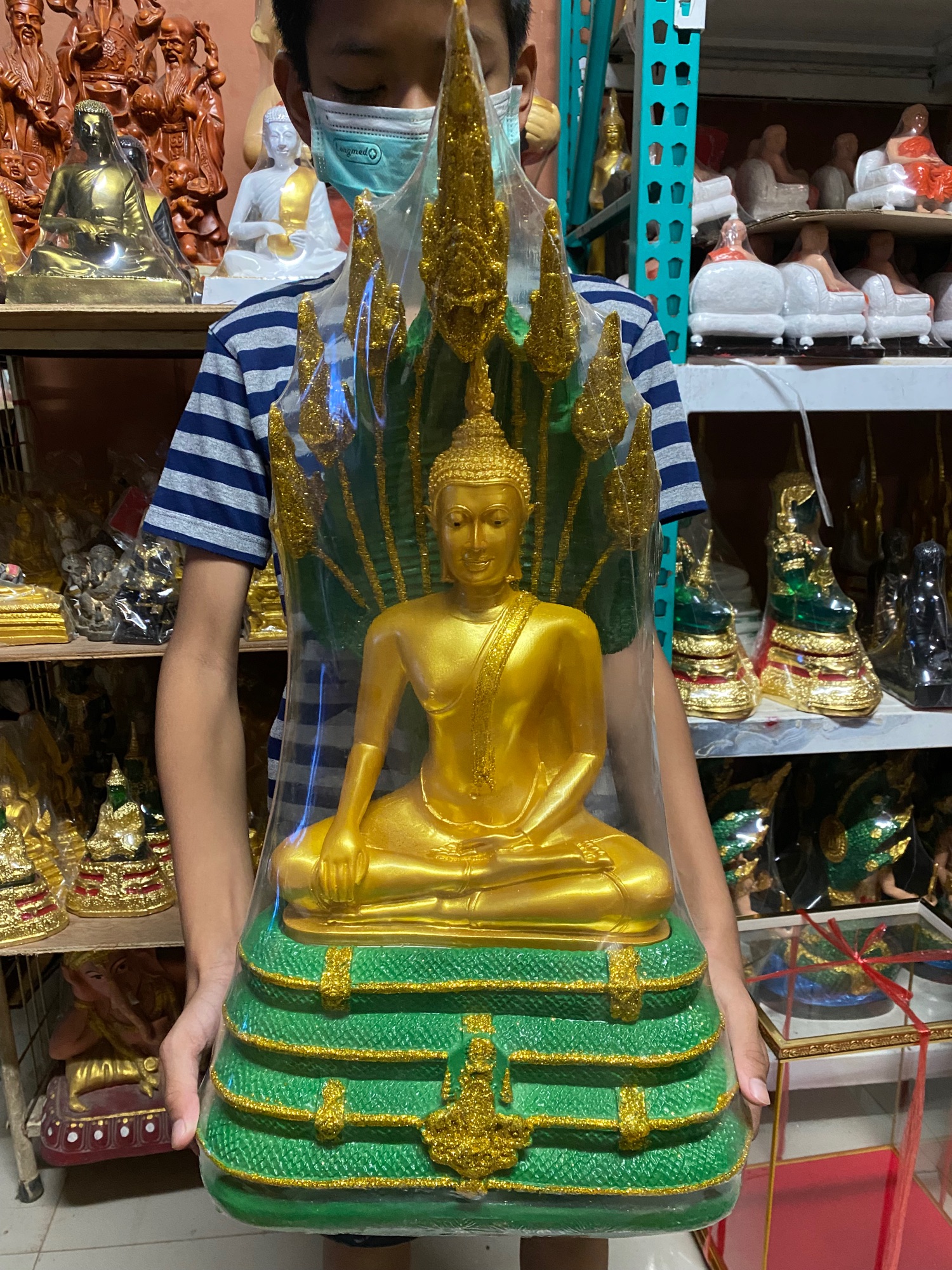 พระนาคปรก องค์ใหญ่ กว้าง 12นิ้ว สูง 21 นิ้ว