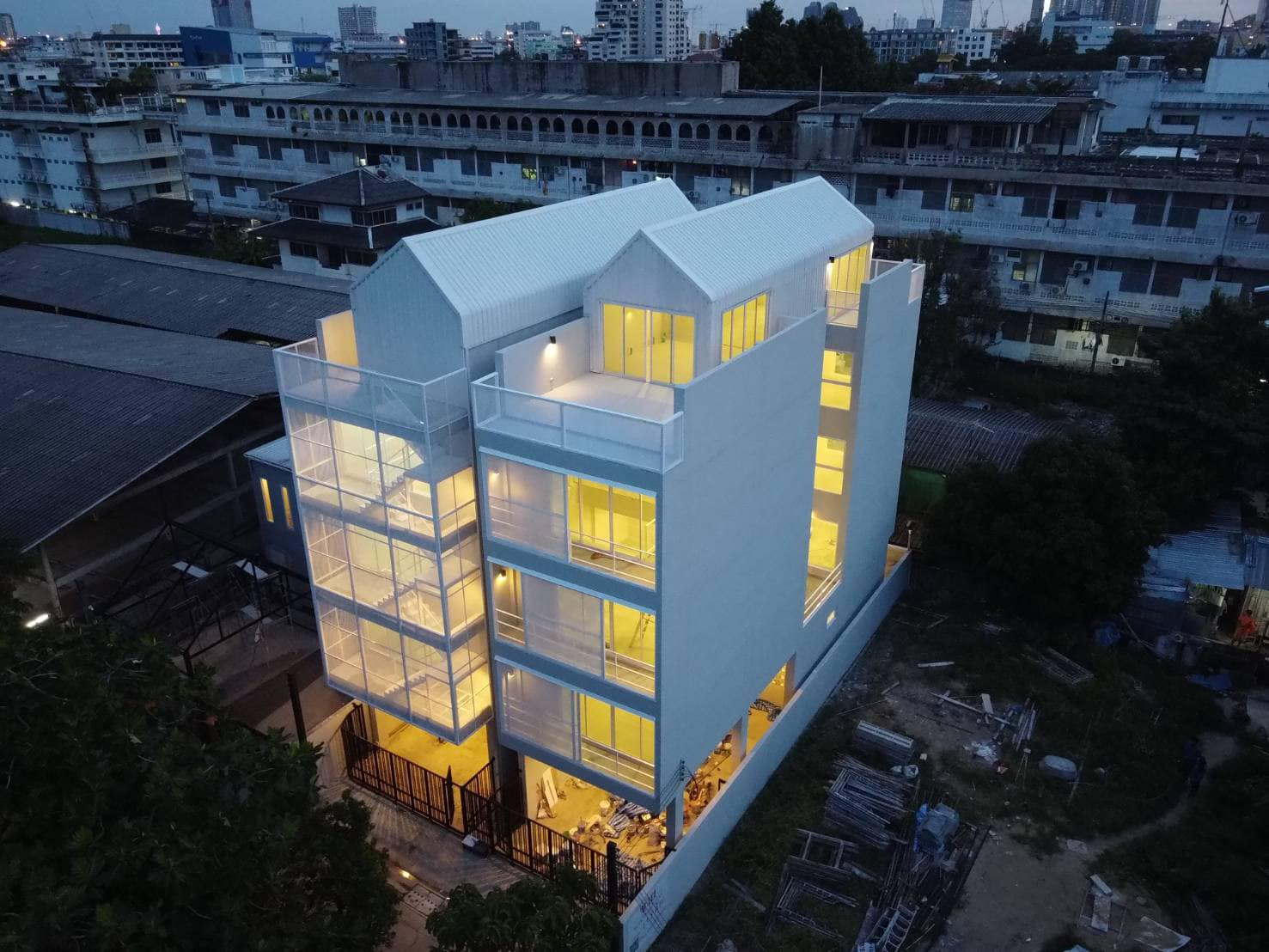 Town Home For Rent / Selling