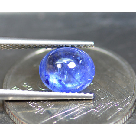 พลอยไพลินหลังเบี้ย (Sapphire) 2.75 กะรัต
