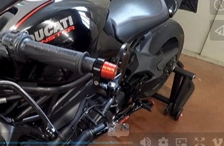 กระจกปลายแฮนด์ CNC racing สำหรับ M821 2018+ แบบกลม สีดำ รุ่น Rocket