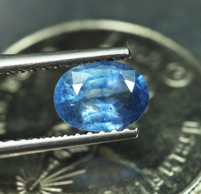 พลอยไพลิน (Blue Sapphire) 1 กะรัต