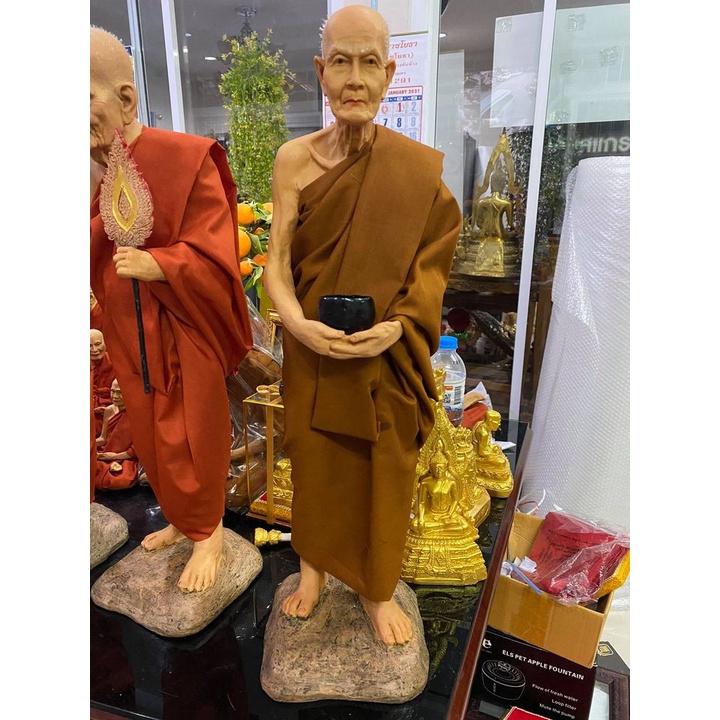 สมเด็จโต หลวงปู่ทวด หลวงปู่มั่น องค์ยืน สูง 22 นิ้ว