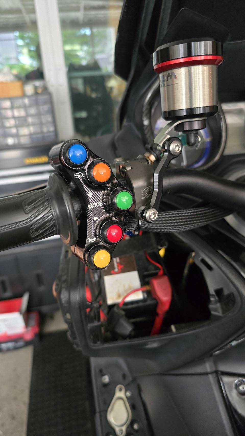 สวิทช์แฮนด์ ฝั่งซ้าย jetprime สำหรับ Tmax 530 560 ปี 2017-2021 ตัวธรรมดา