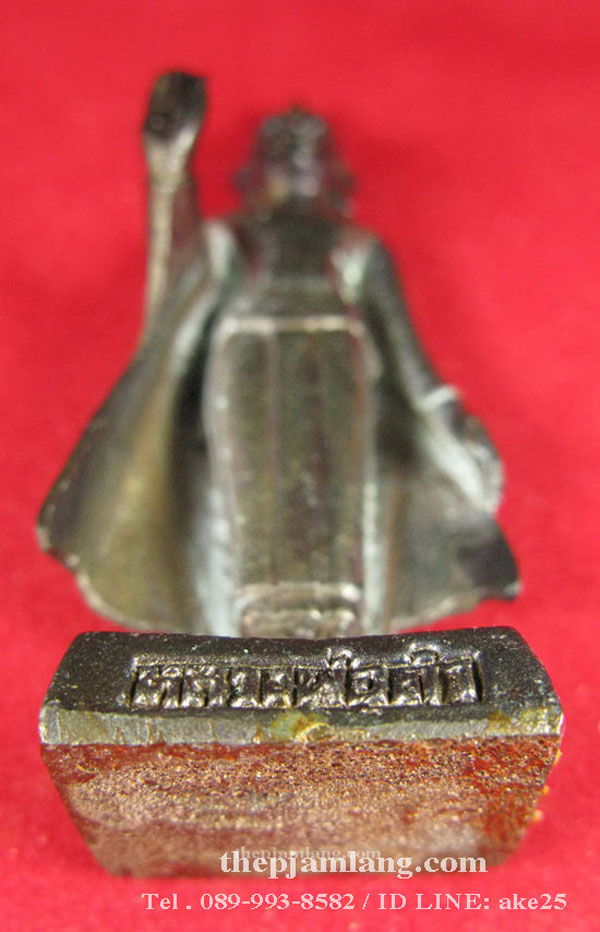 รูปหล่อหลวงพ่อดำ รุ่นแรก(3) วัดสมอลม สนามคลี เมืองสุพรรณบุรี ในวาระพิธีฝังลูกนิมิตร เนื้อโลหะฯผสม ปี 2539