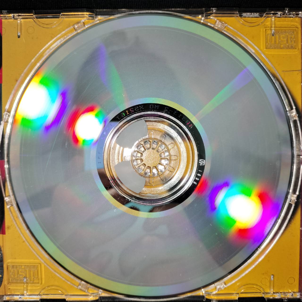 King Crimson – THRAK / USA / ปกในมีจุดเหลือง / แผ่นโปรโม / แผ่นดี