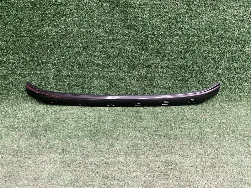 คิ้วกระจังหน้า ใหม่ แท้ Ford Ranger 2012-2014