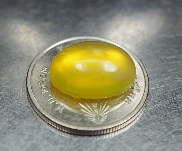 โอปอลสีเหลือง (Yellow Opal Mexico) 4.85 กะรัต