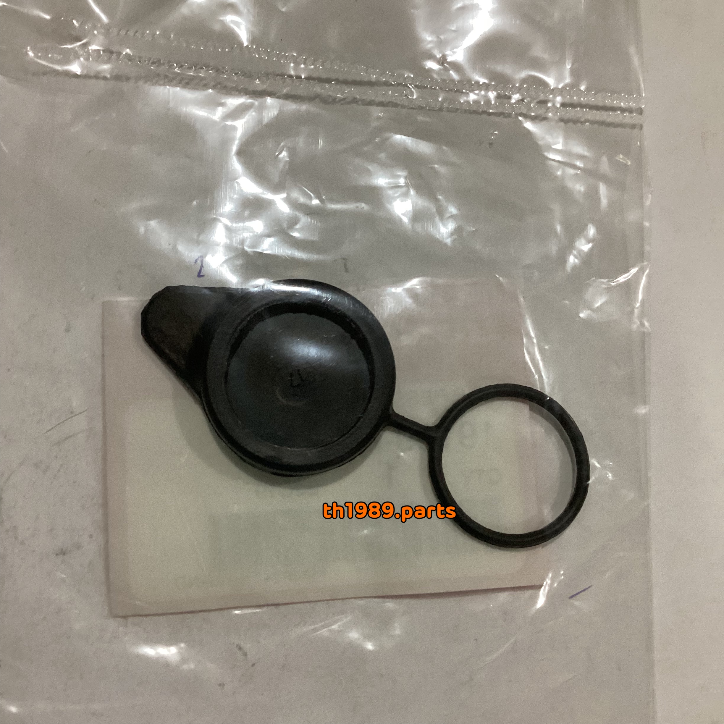 19109-KBP-900 ฝาปิดถังน้ำสำรอง PCX150ปี2012-2019 , ADV150 , SONIC 2004 อะไหล่แท้ HONDA