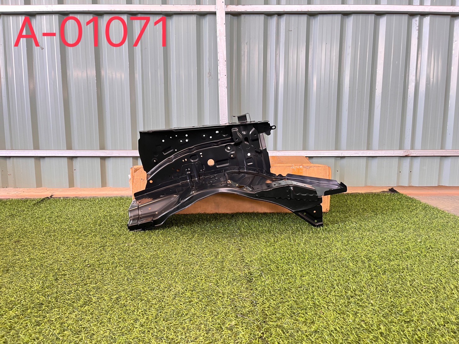 เหล็กซุ้มล้อหน้า L Nissan Navara NP300 ใหม่แท้