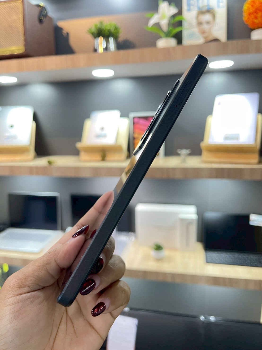 OPPO A79 5G (4/128GB) สี Mystery Black