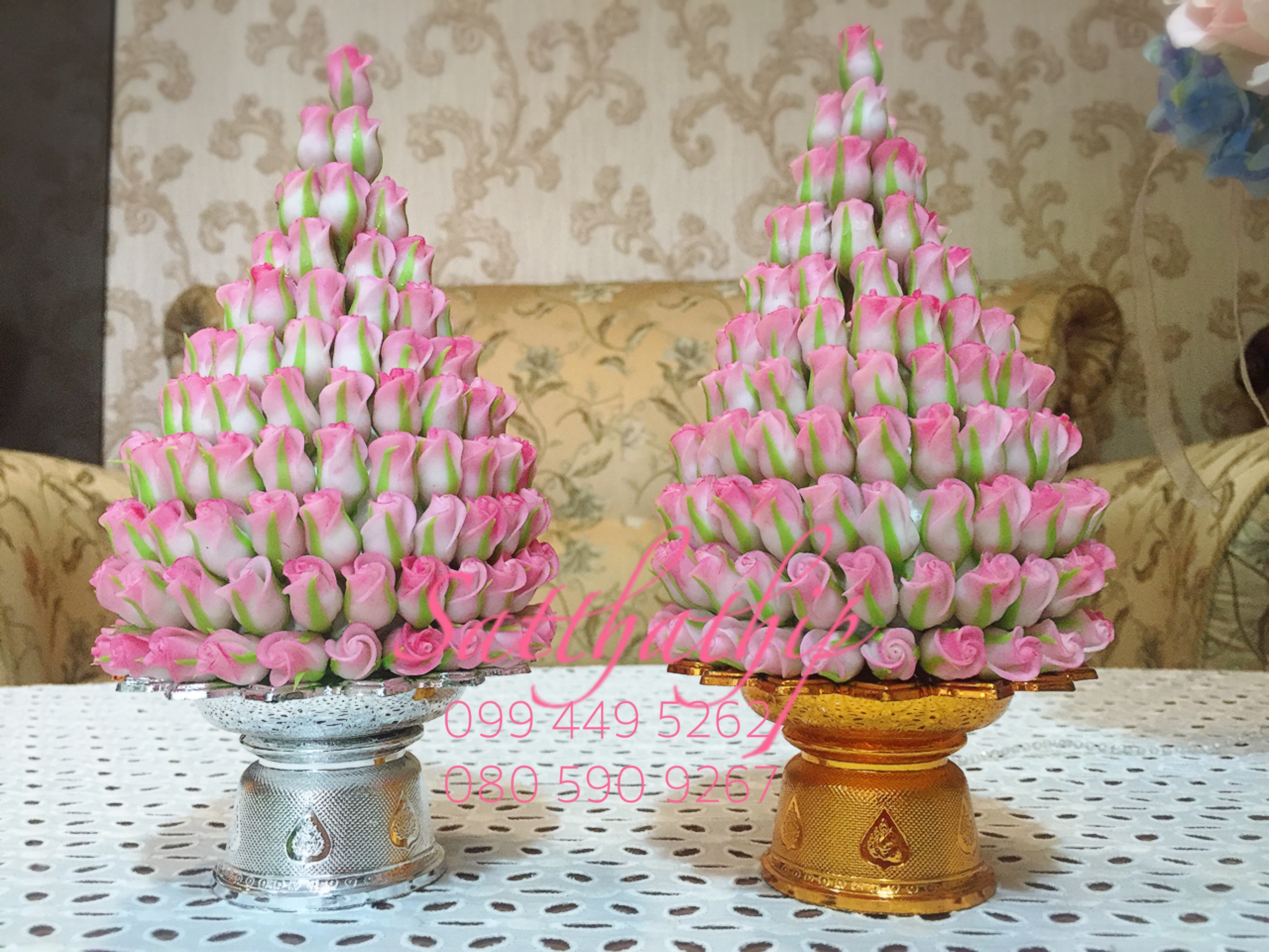 พานพุ่มดอกกุหลาบ ประดิษฐ์จากดิน [4 นิ้ว 1,590 บาท/คู่]