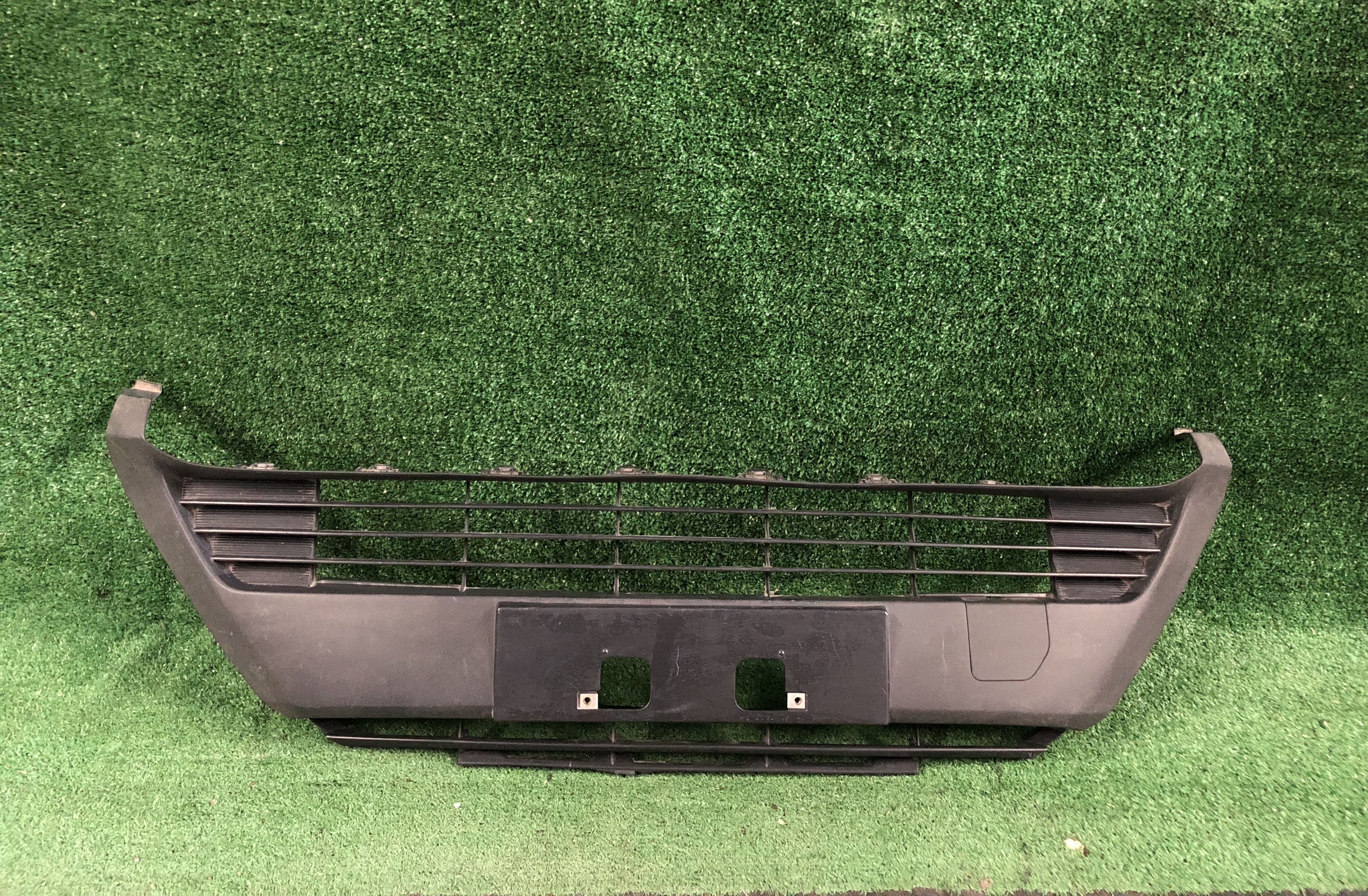 ช่องลมกันชนหน้า Toyota Yaris 2008