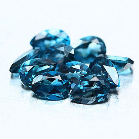 พลอยโทแพซสีลอนดอน (London Topaz) 4.80 กะรัต 10 ชิ้น
