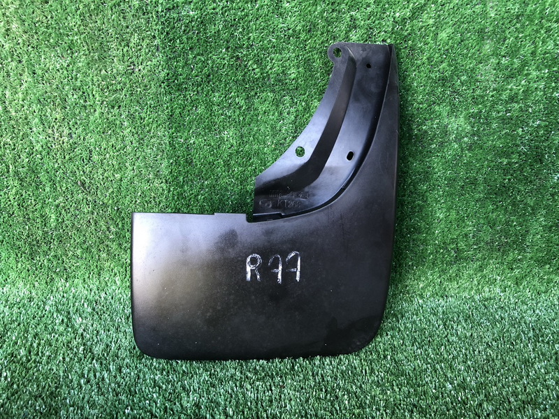 แผ่นกันโคลนรถยนต์