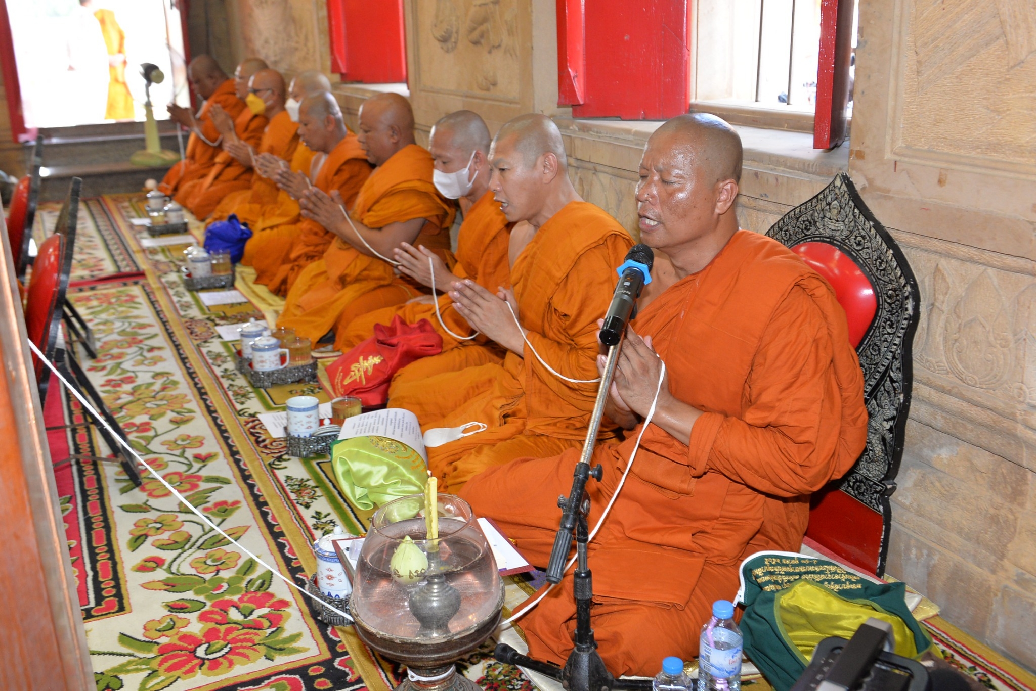 เหรียญหล่อเจ้าสัวจันทร์เพ็ญ ท่านเจ้าคุณเฒ่าหลวงปู่ทอง วัดดอนไก่ดี อายุ106 ปี พรรษา 82 เนื้อทองชนวน เทนำฤกษ์ผิวโบราณ จัดสร้าง ปี 2565