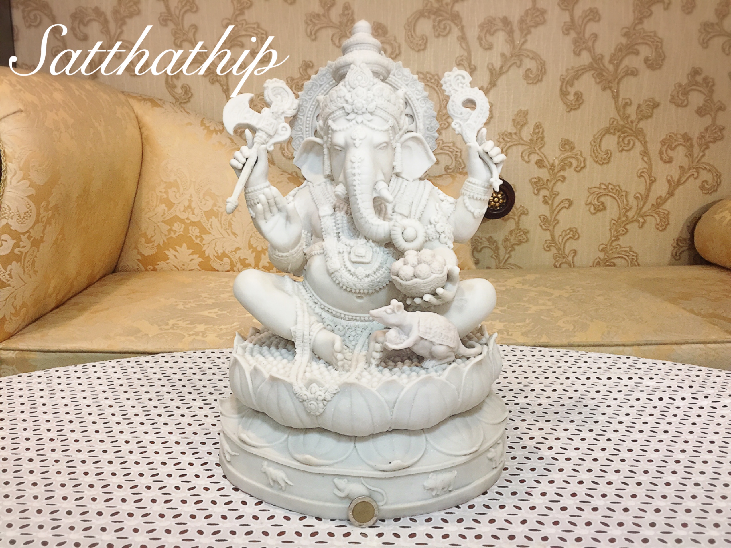 พระพิฆเนศ ปางสัมปทายะคเณศ (เรซิ่น) - Ganesha: Lord of Success