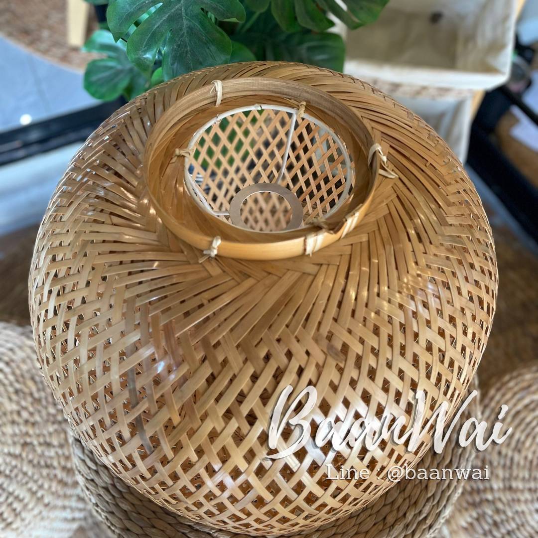 โคมไฟไม้ไผ่ ทรงรี โคมไฟสาน 43 cm สูง 48 cm