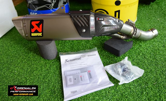 ท่อ Akrapovic SBK สำหรับ CBR1000RR 2017+ (For Exhibition only)
