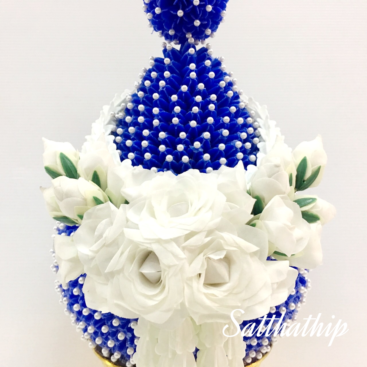 พานพุ่มดอกรักประดิษฐ์ [8"]