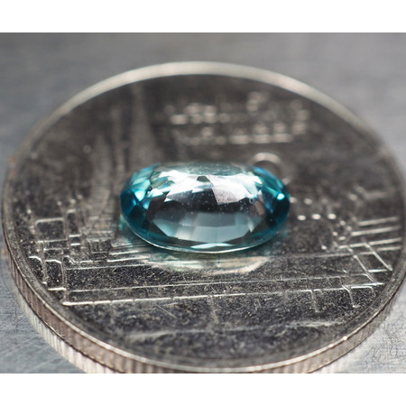 เพทาย (Blue Zircon) 1.55 กะรัตสีฟ้า