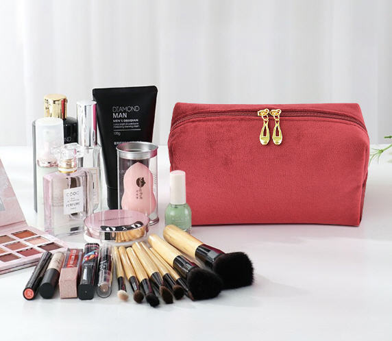 กระเป๋าใส่เครื่องสำอางผ้าขน,กระเป๋าเครื่องสำอาง,สกรีนโลโก้,รับผลิต