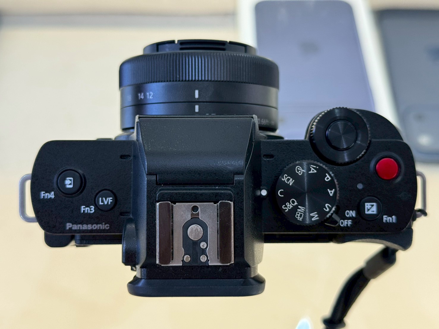 Panasonic Lumix G100