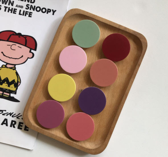 โรงงานผลิต,อุปกรณ์เสริมมือถือ,อุปกรณ์ยึดโทรศัพท์ติดกับนิ้ว,แหวนมือถือ,แหวนโทรศัพท์,รับสกรีนโลโก้,ออกแบบเอง,ที่ยึดมือถือ