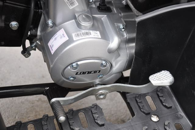 ATV125cc โมเดลใหม่ปีล่าสุด นำเข้ามาตราฐานยุโรปเครื่องยนต์คุณภาพ Shinery ระบบเกียร์ออโต้1 + 1เกียร์ถอย ออโต้คลัส ขนาดรถ: 148X1020x1100MM