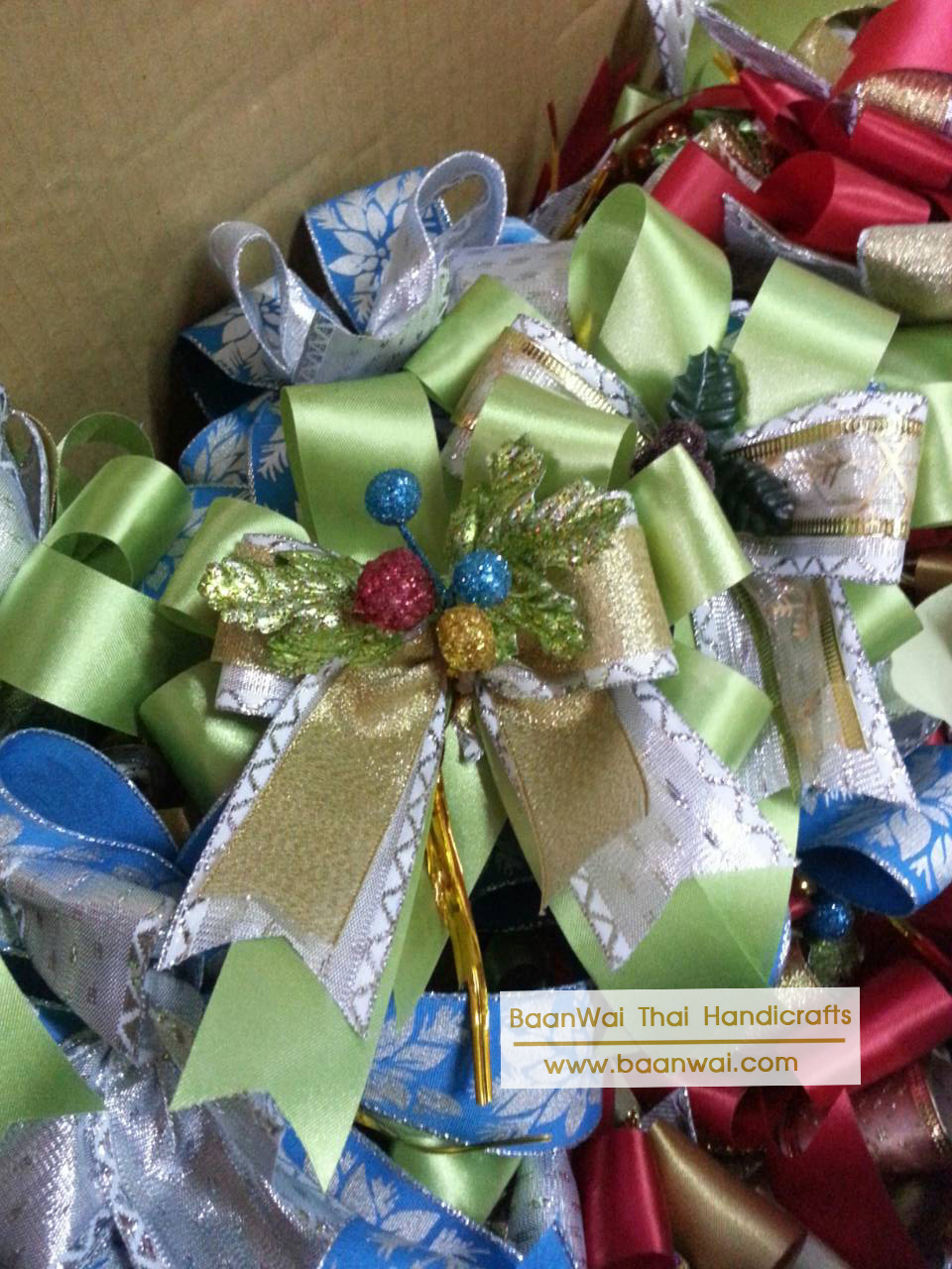 "งานตัวอย่าง" รับทำโบว์ติดกระเช้า โบว์ติดของชำร่วย โบว์ของขวัญ โบว์รางวัล โบว์ประกวด โบว์ติดรางวัล