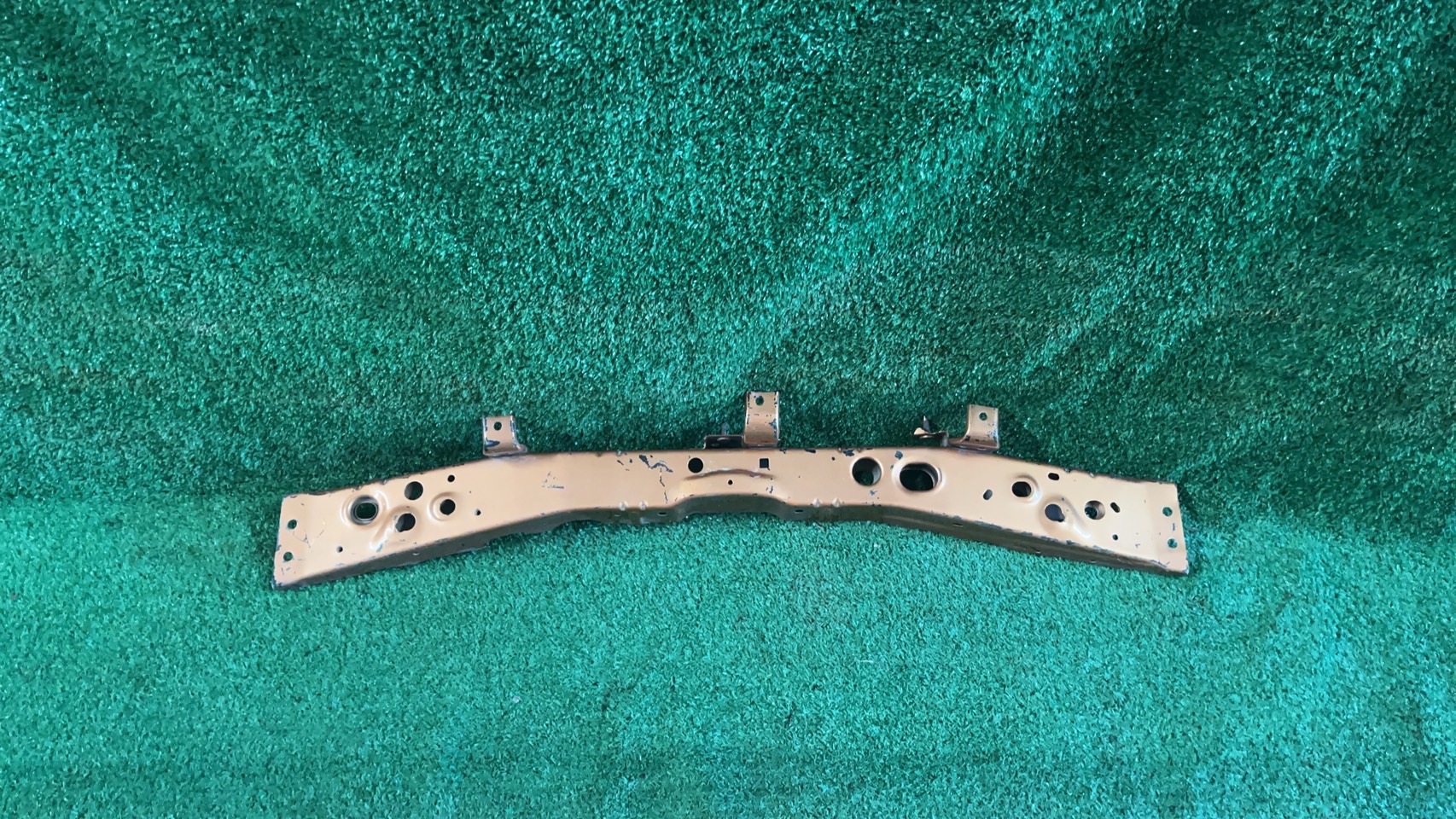 คานรับหม้อน้ำ Nissan Mhach 2011-20