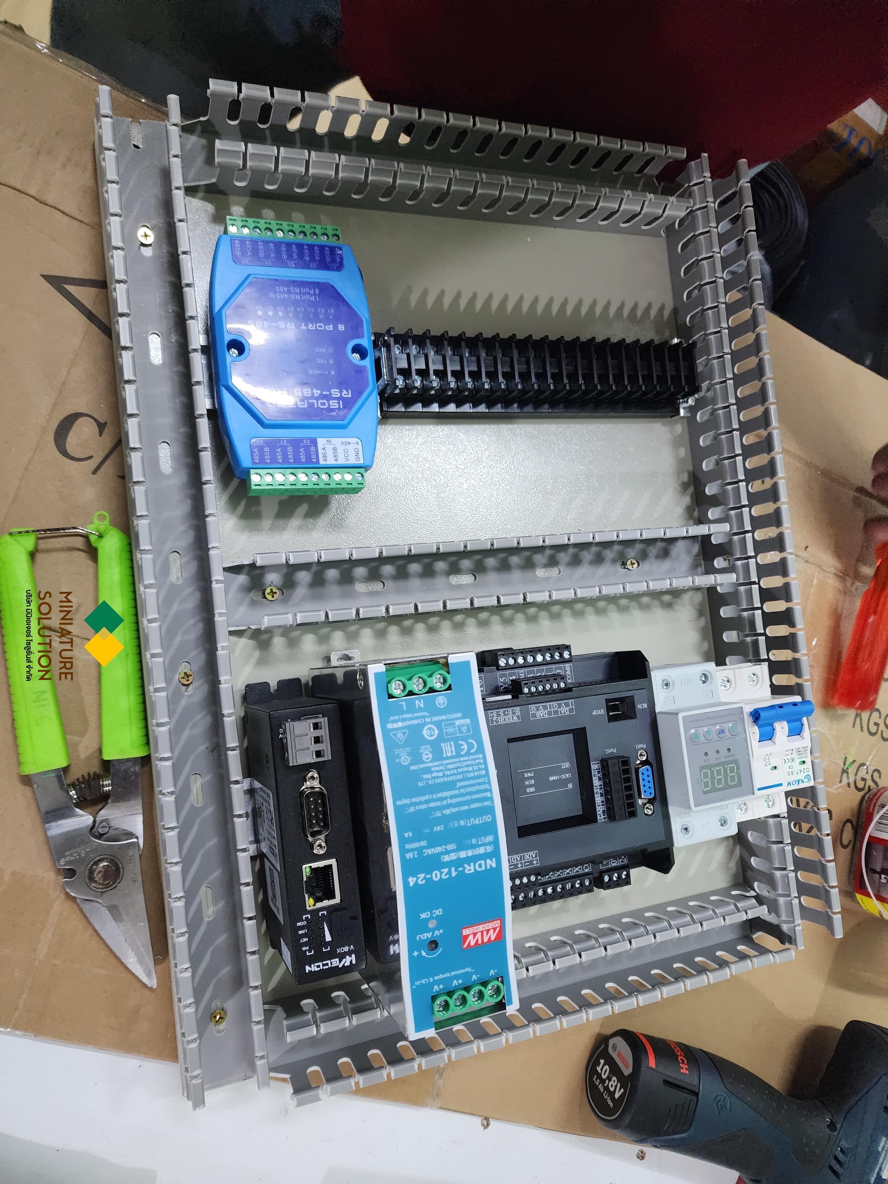 ตู้ควบคุม AHU ระบบทำความเย็นตู้คอนเทนเนอร์ วัดอุณหภูมิ ความชื้น วัดการใช้พลังงานไฟฟ้าเพื่อลดค่าไฟ