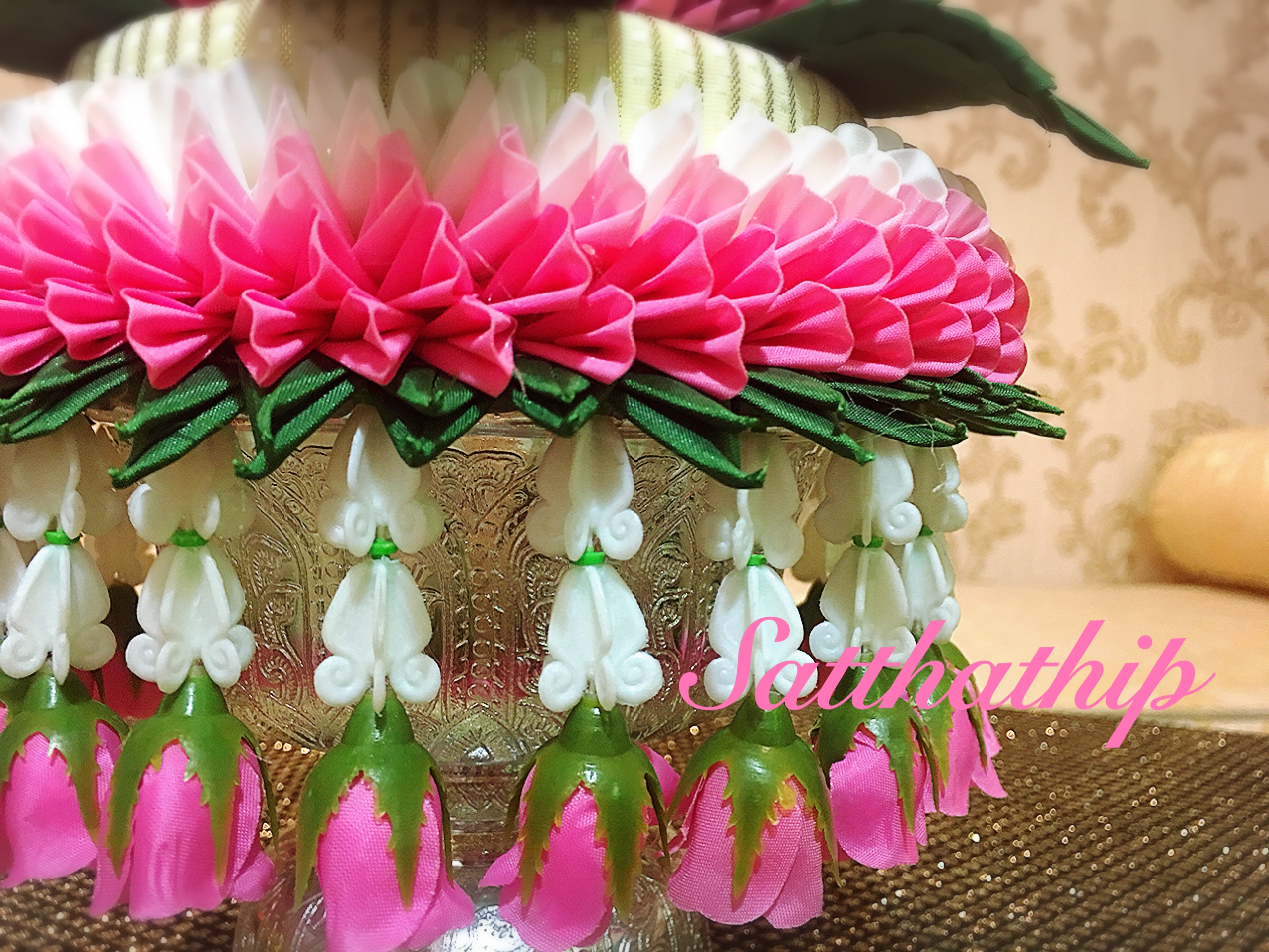 พานพุ่มผ้า สีชมพู - พานพุ่ม สีชมพู - พานพุ่มสักการะ สีชมพู - Phan bush