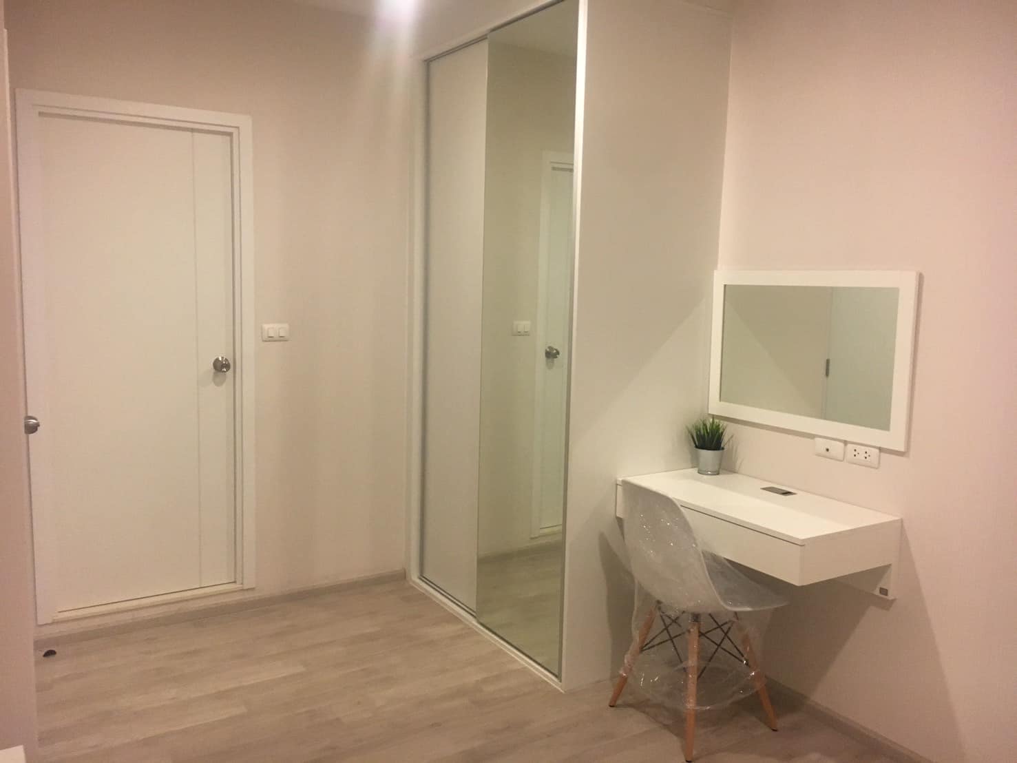 Plum condo central station