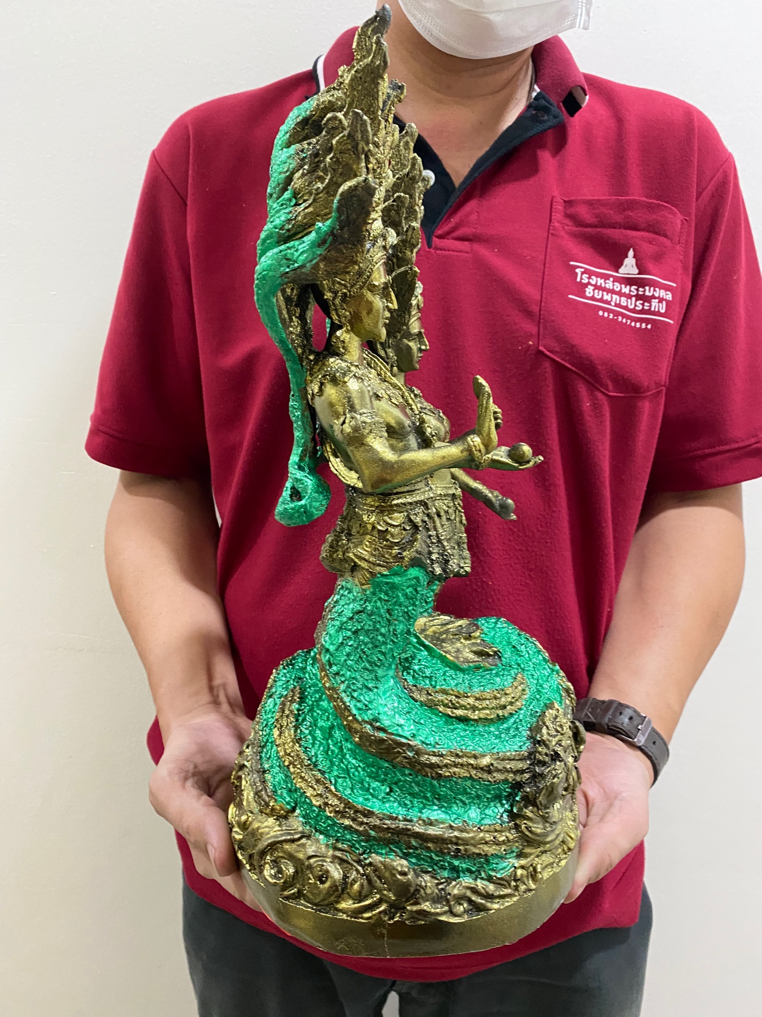 ปู่ศรีสุทโธย่าศรีประทุมมา สูง16นิ้ว กว้าง9นิ้ว องค์ยืนคู่สีเขียว