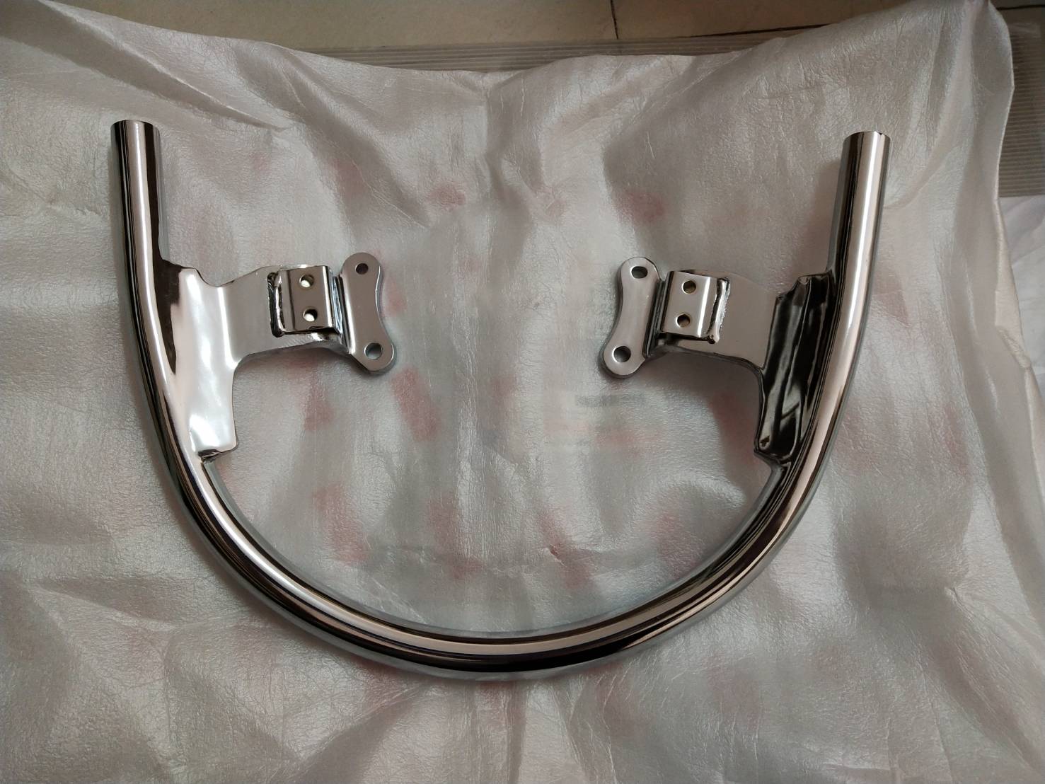 กันตกชุบโครเมียม สำหรับรุ่น FINO อะไหล่แท้ YAMAHA 4D0-F4773-10