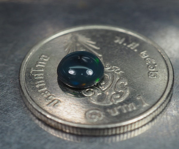 โอปอลหลากสี (ฺBlack Opal) 0.45 กะรัตลดราคา