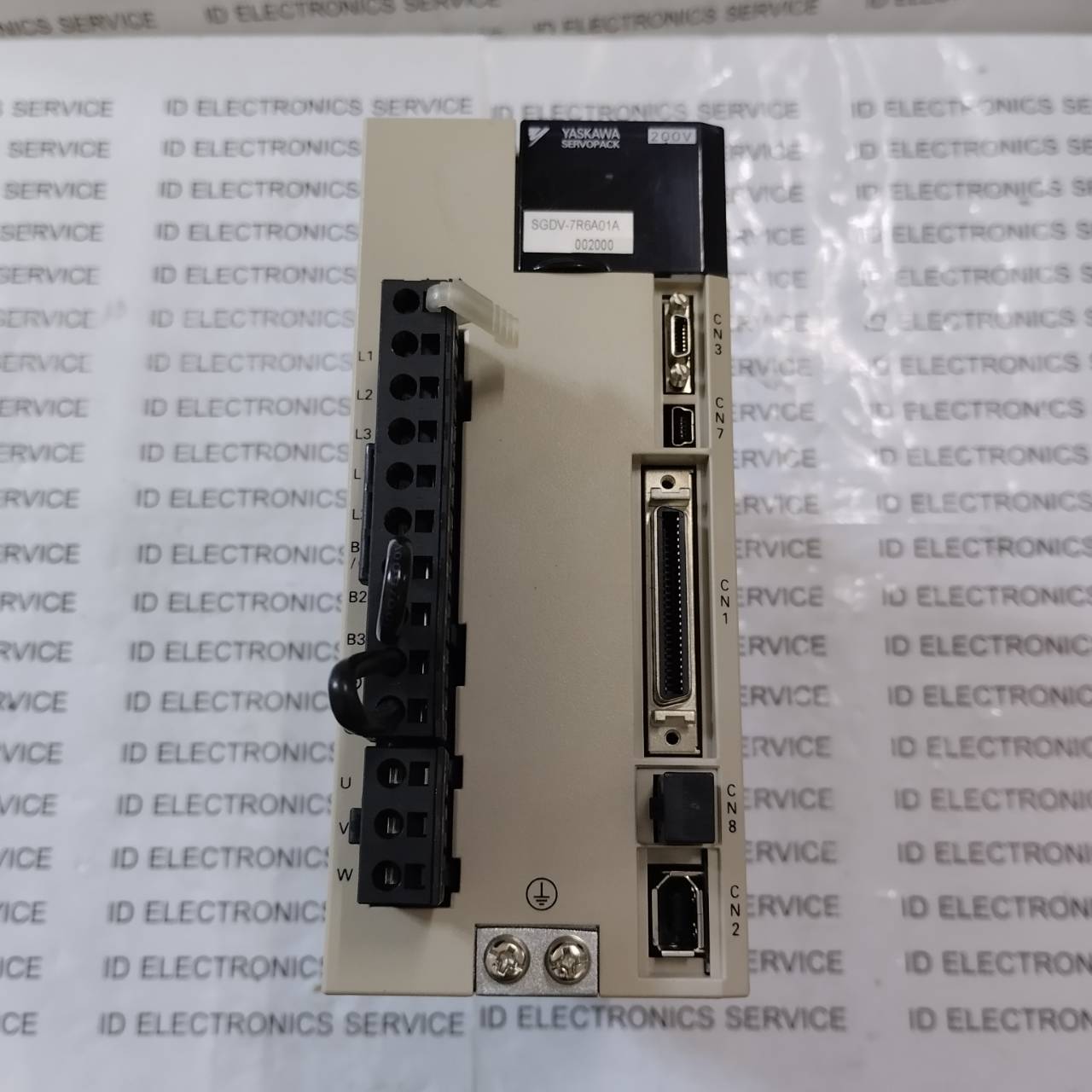 SGDV-7R6A01A002000 YASKAWA SERVO DRIVE
